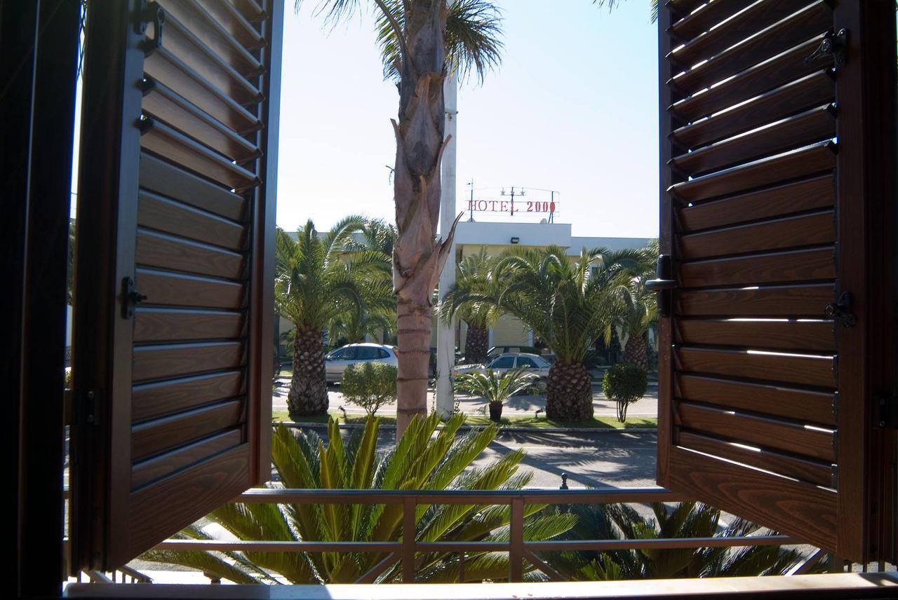 Hotel 2000 Giugliano In Campania Esterno foto